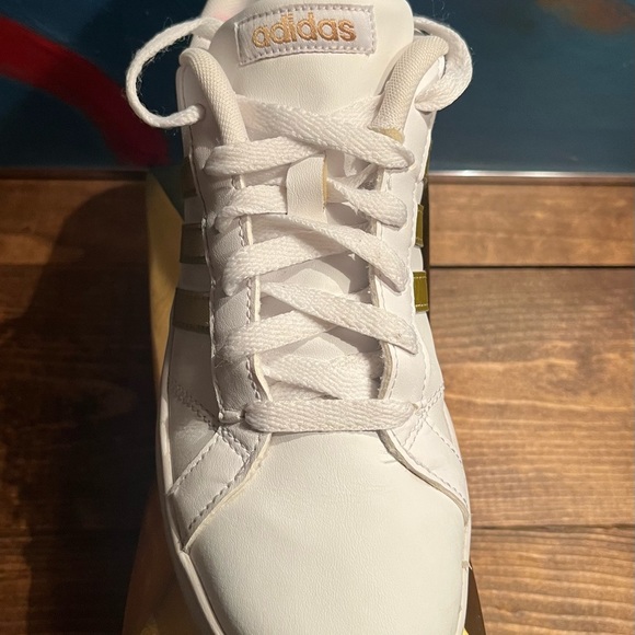 Adidas Women’s Grand Court Tennis Shoes - Picture 8 of 9